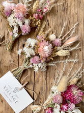 Load image into Gallery viewer, Dried Mini Gift Toppers/ Name Tags
